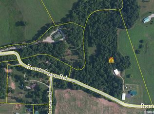 2609 Bone Cave Rd, Rock Island, TN 38581