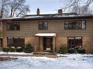 2957 S Park Blvd, Shaker Hts, OH