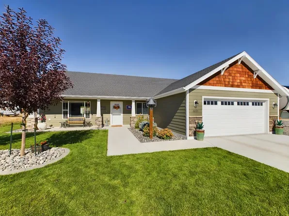 3231 Lame Deer Ave, Cody, WY 82414
