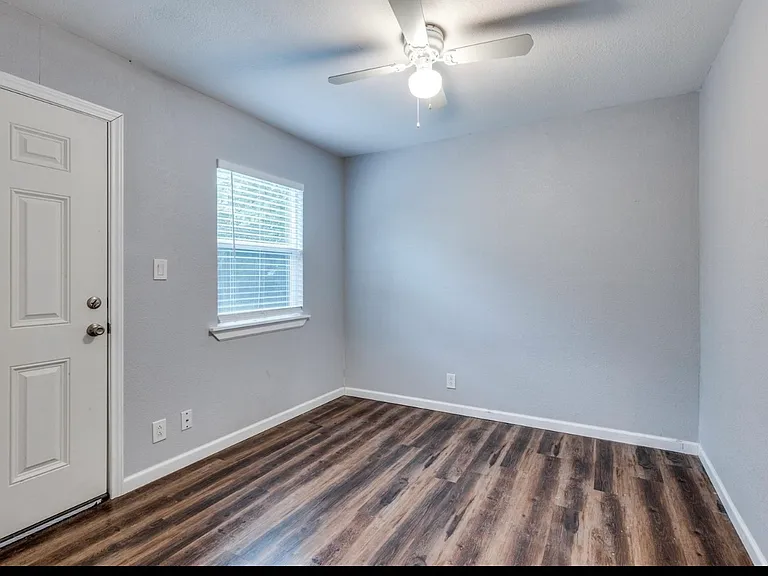 3105 Fairview St #B — Photo 5