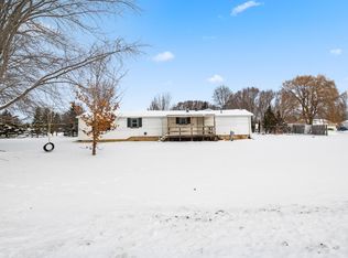 1251 Melissa Blvd, Little Suamico, WI 54141