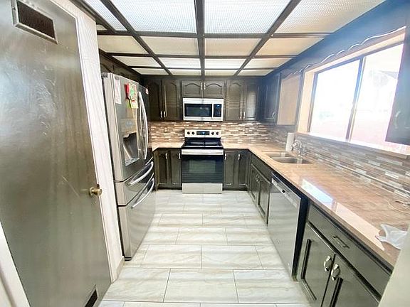 5th image of 12243 E Camino Loma Vis