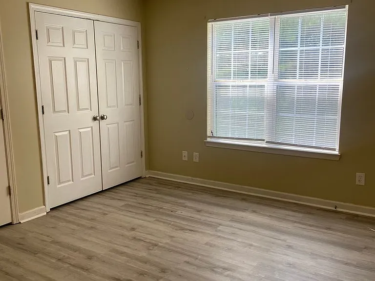 3830 Lassiter Mountain Apartments — Photo 7