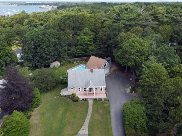 3 Midway Road, Pocasset, MA 02559