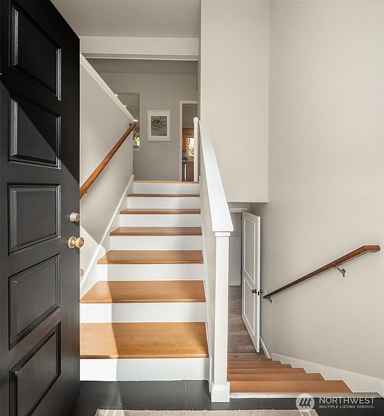 3rd image of 23823 86th Avenue W