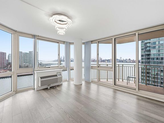 5th image of 20 2nd St APT 1508