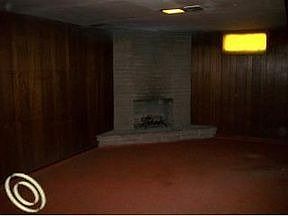 3rd image of 28651 Rosslyn Ave
