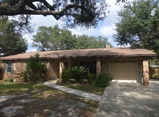 8126 Raleigh St, Navarre, FL 32566