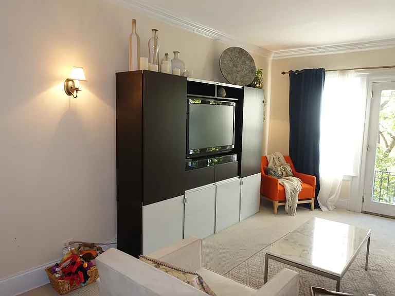 Living Rm