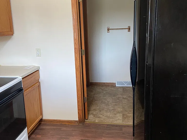 514 N Westmount Dr #1 — Photo 11