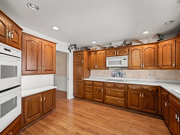 2nd image of 1491 Shire Cir