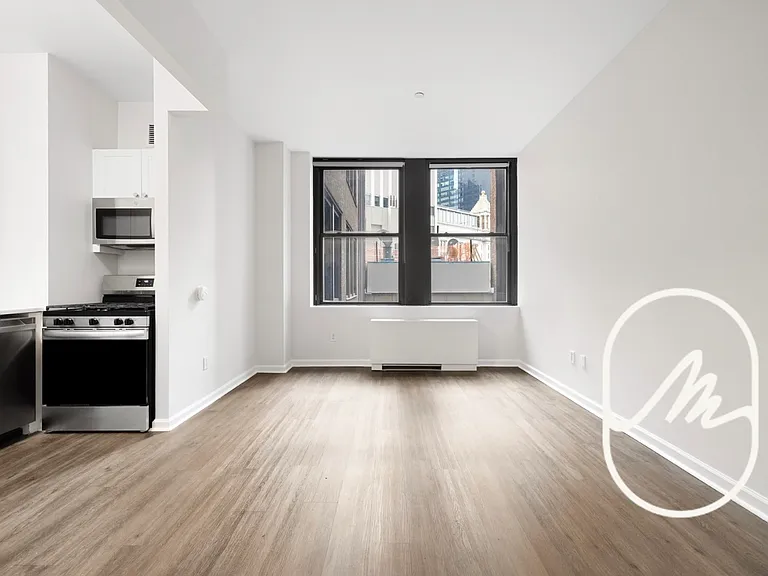 15 Park Row #20H — Photo 3