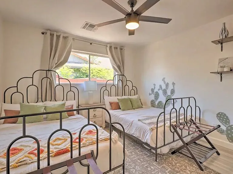 2169 E Broadmor Dr — Photo 8