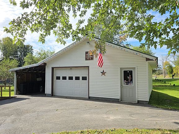 2nd image of 172 Haggert Rd