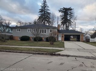 3217 Harvard Rd, Royal Oak, MI 48073