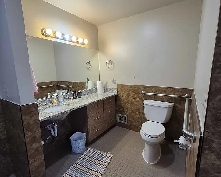 1301 Morningside Dr — Photo 1