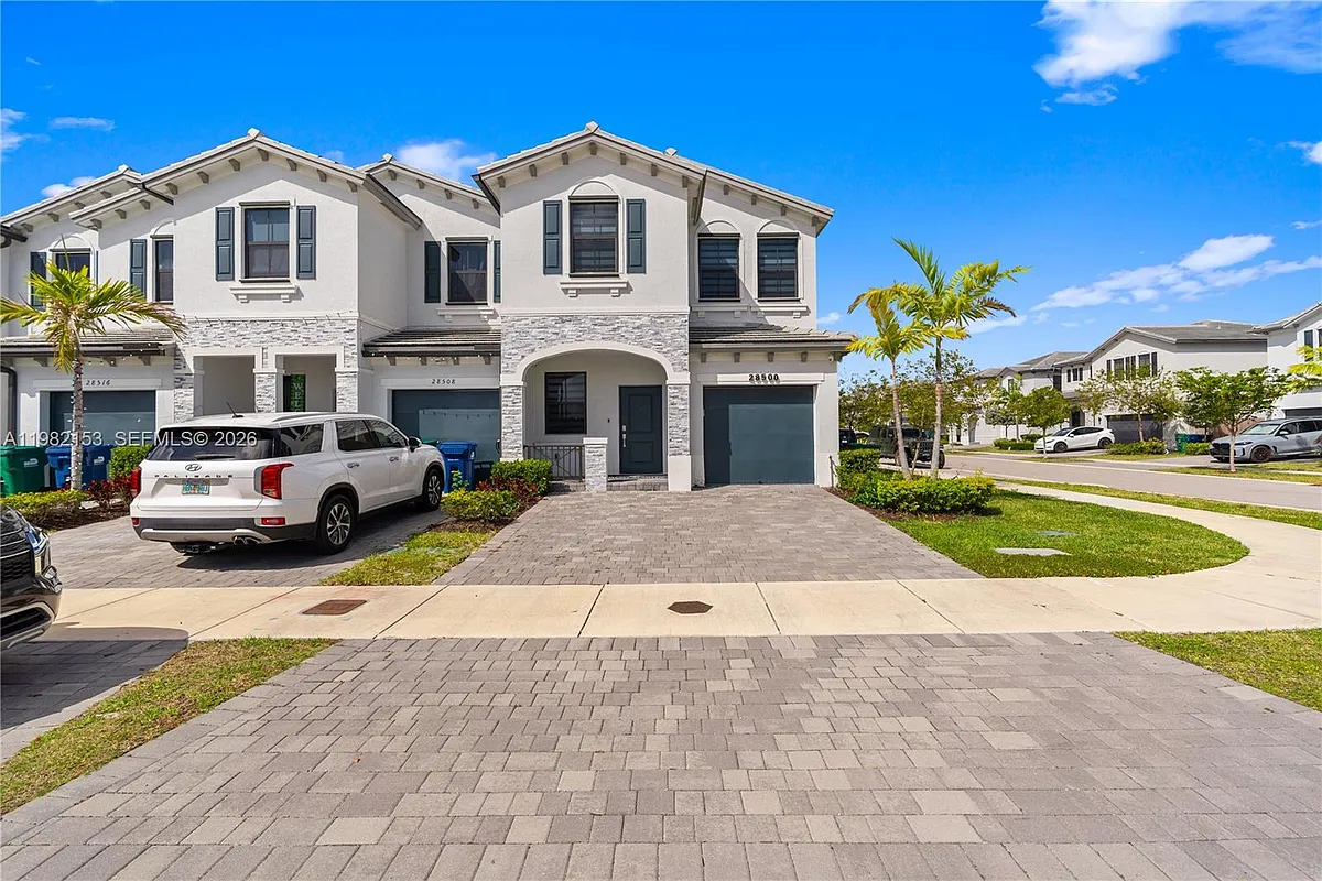 Building Photo - 28500 SW 133rd Path #28500