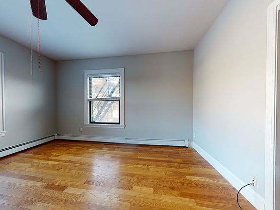 3rd image of 14 Stearns Rd #2A