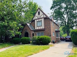 2132 Parkside Blvd, Toledo, OH 43607