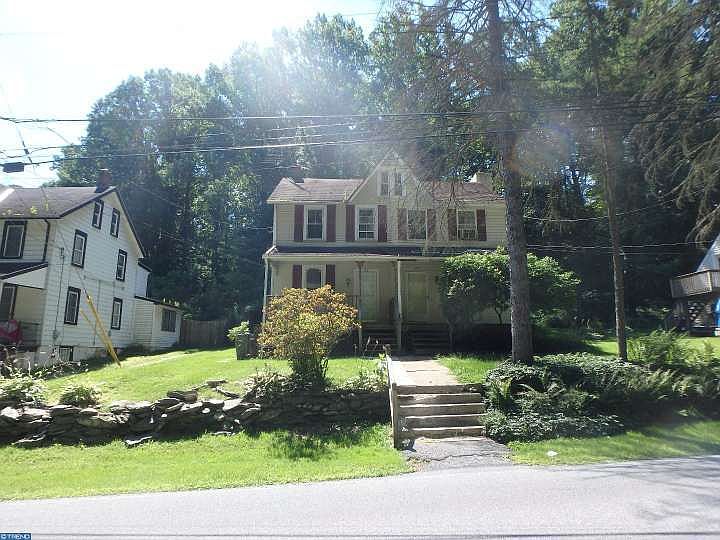 2nd image of 27 Woodland Ave