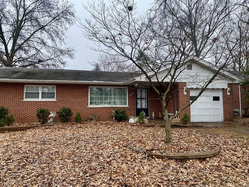 1st image of 620 Saint Bernard Dr