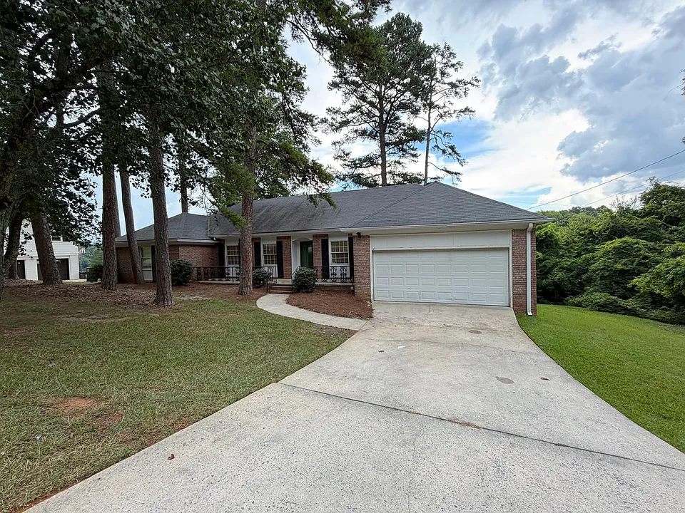 19 Briarcliff Rd SE