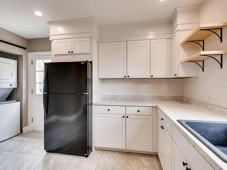 36 E Burke Ave #1 — Photo 5