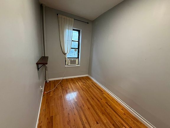 4th image of 232 S 3rd St #4C