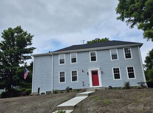 16 Elmwood St #4, South Grafton, MA 01560