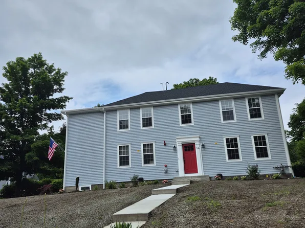16 Elmwood St #4, South Grafton, MA 01560