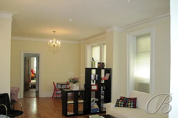 Sold by Bellmarc Realty | media 3