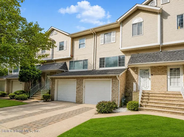 109 Cardiff St, Staten Island, NY 10312