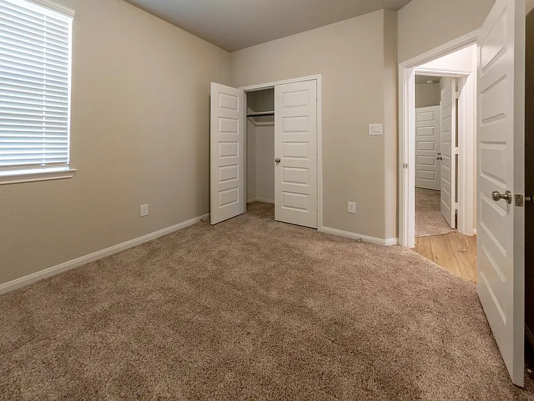 7034 Silverleaf Oak St — Photo 15