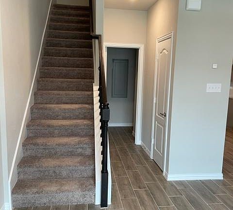 2nd image of 3714 Malibu Dr