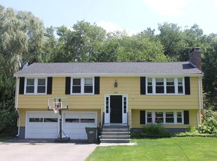 138 Forest St #138, Needham, MA 02492