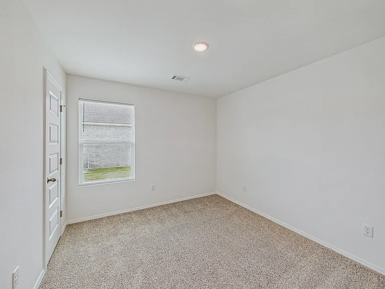 13 Vineyard Dr-11_05262026