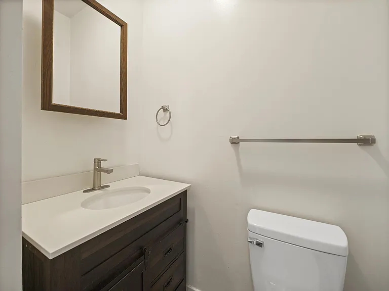 1001 Pope Ave — Photo 16