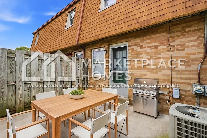 5702 Beechcroft Rd #D — Photo 26