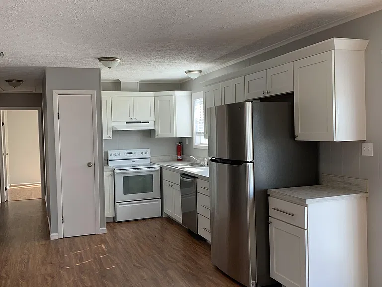 1307 Pennsylvania Ave #1 — Photo 4