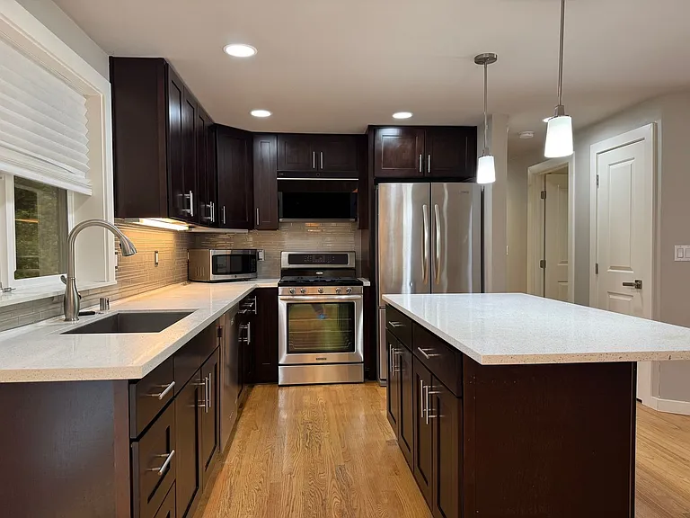 10005 NE 31st Pl — Photo 4