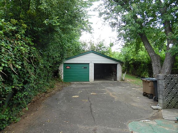 5th image of 2415 Coker Ave