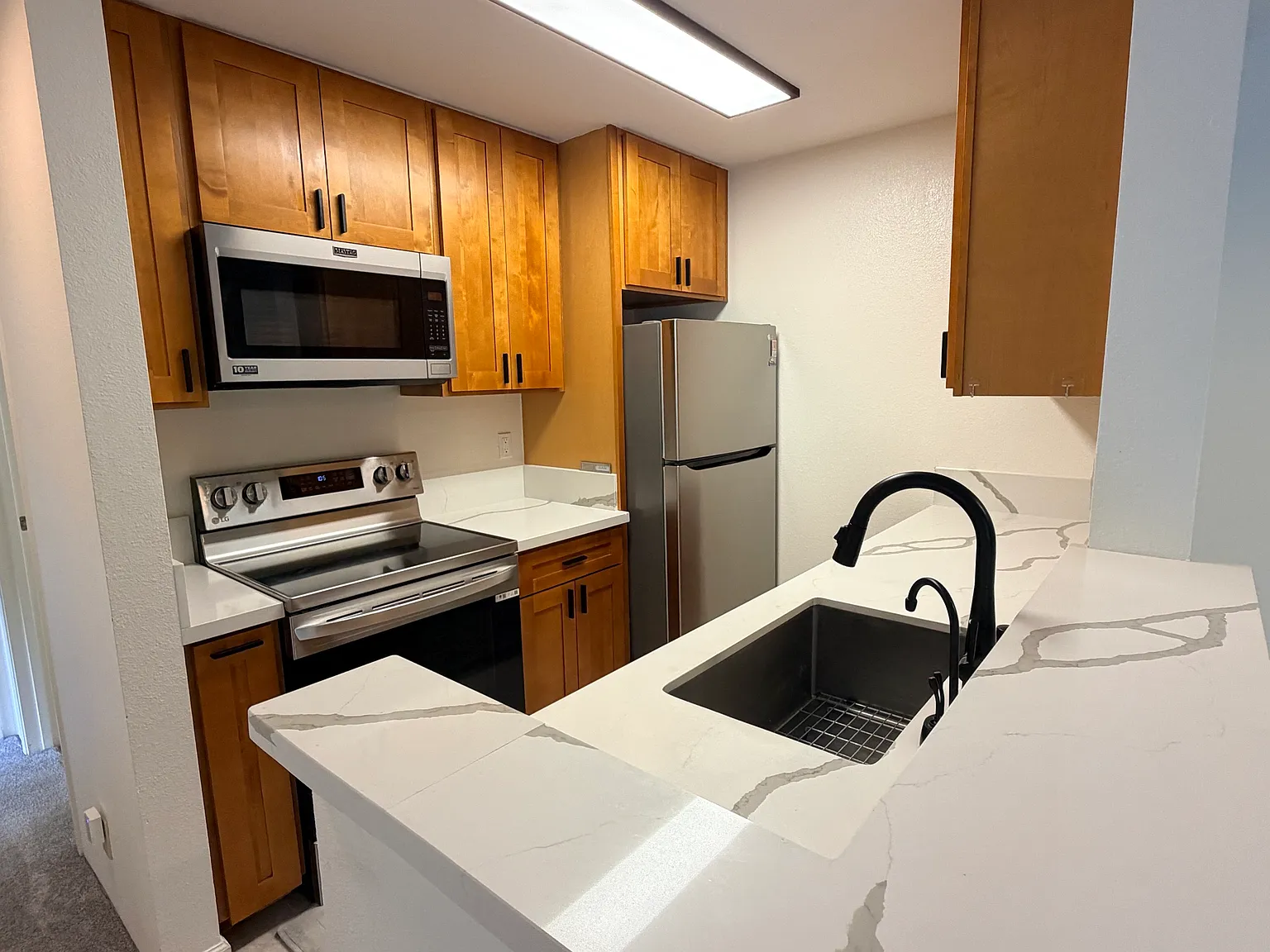 2 bed, 797 sqft, $2,900 — Photo 3
