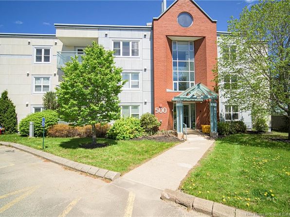 500 Venus Ct #310, Fredericton, NB E3B 3A9