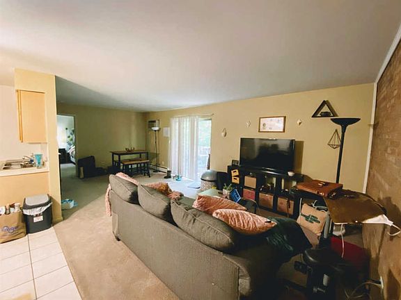 2nd image of 3535 Linwood Ave APT 6
