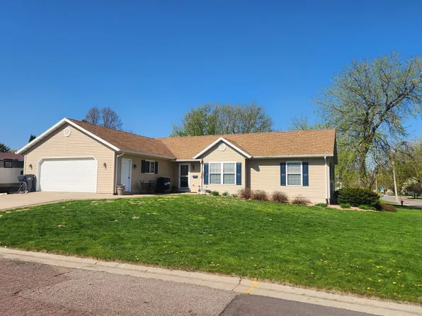 309 Oconnor St, Lakefield, MN 56150