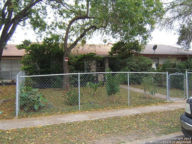 1st image of 5918 Fairgreen St