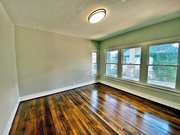 1625 W Alabama St — Photo 7
