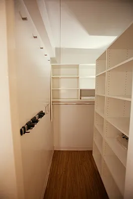 Rented by Engelman And Co | media 19