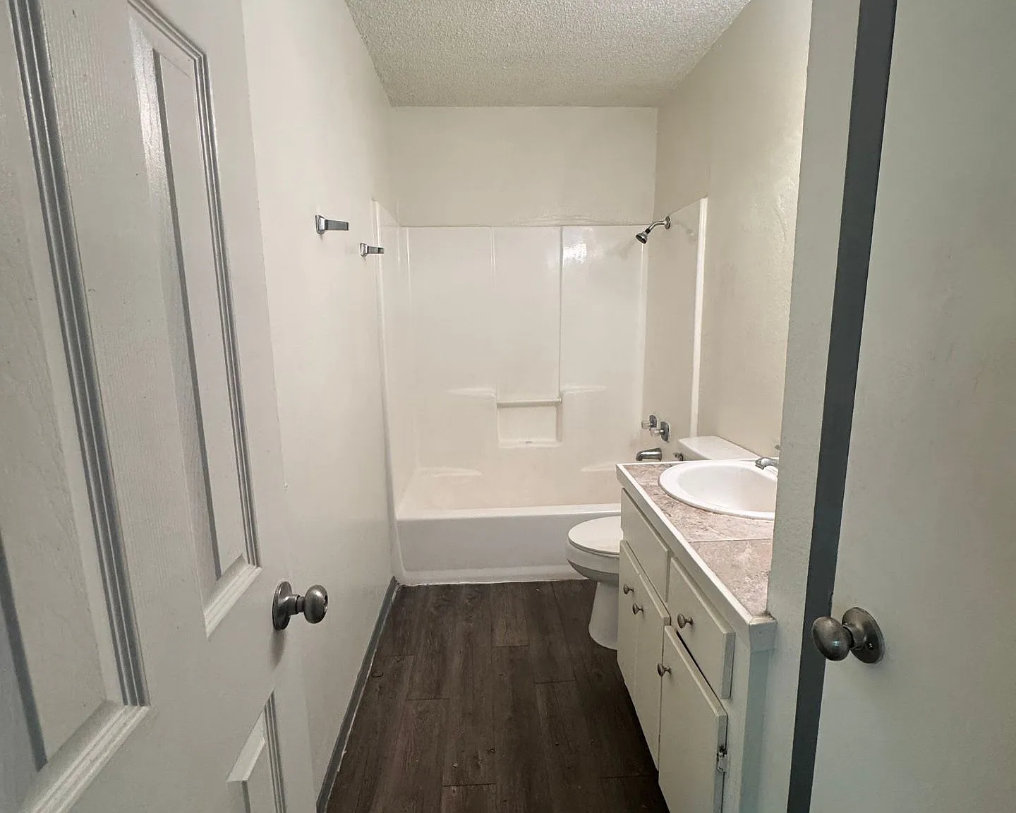 Little Creek Apartments #3A — Photo 4