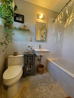 Rented by Compass | media 27